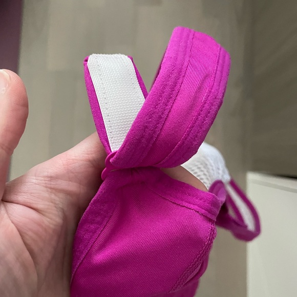 New Balance Medium Support Sports Bra in Hot Magenta Pink - Picture 11 of 11